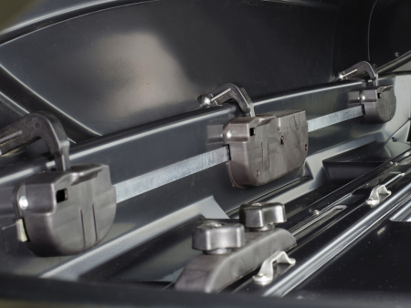 Бокс автомобильный BROOMER Venture XL глянцевый