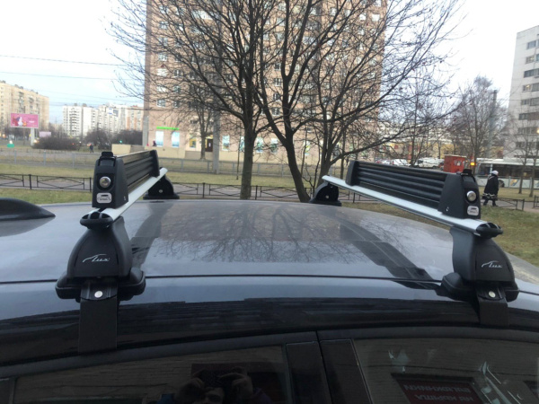 Amos Крепление для 5-и пар лыж ALU